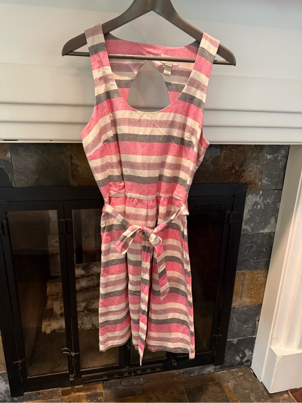 LOFT Muted Pink, Gray & Cream Striped Tie-Waist Midi Dress with pockets. Size 8.